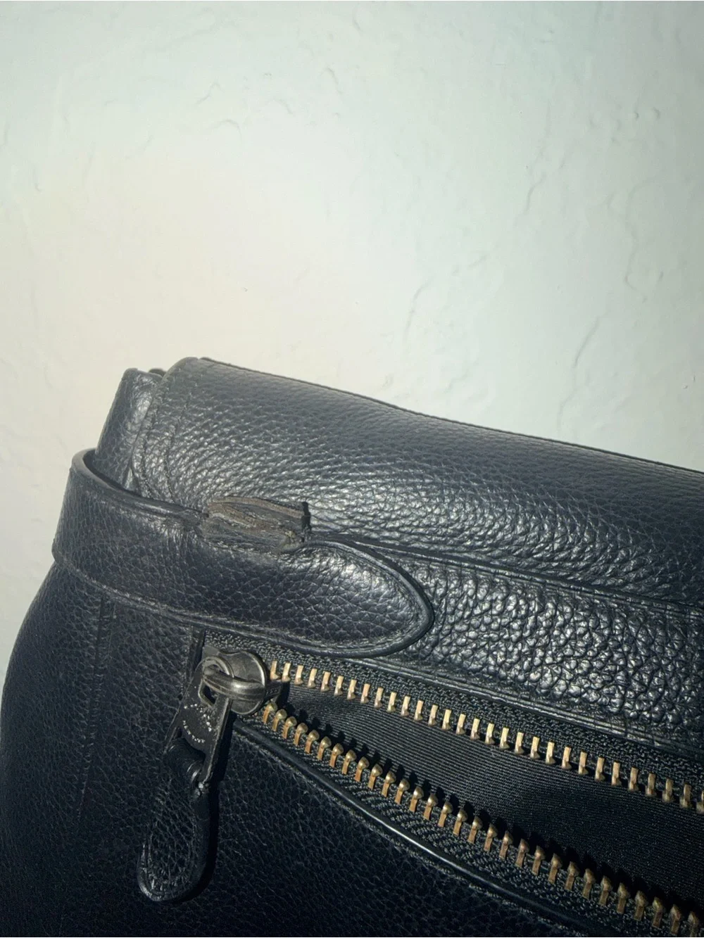 Coach Black Pebbled Leather Messenger Briefcase Laptop Bag Crossbody